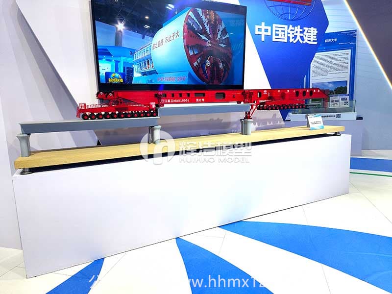 高铁箱梁架桥机模型：桥梁工程装备模型