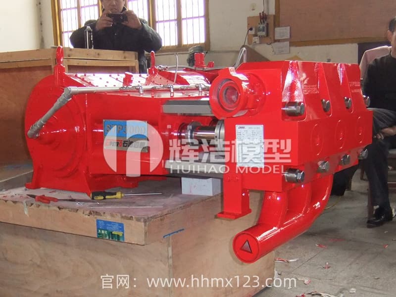 STP3000压裂泵模型 (4).JPG