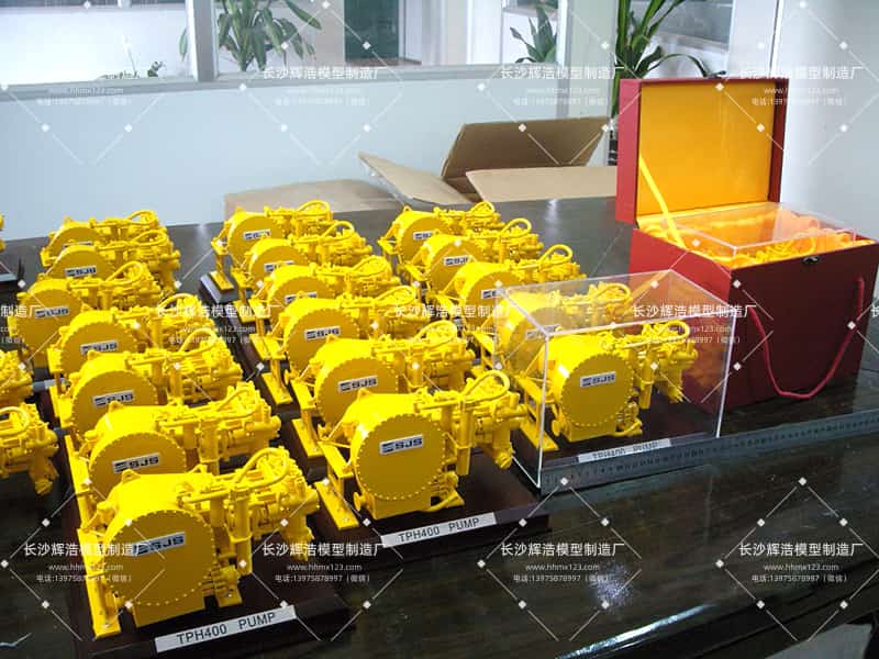 江汉油田四机赛瓦TP400柱塞泵礼品模型：企业优选