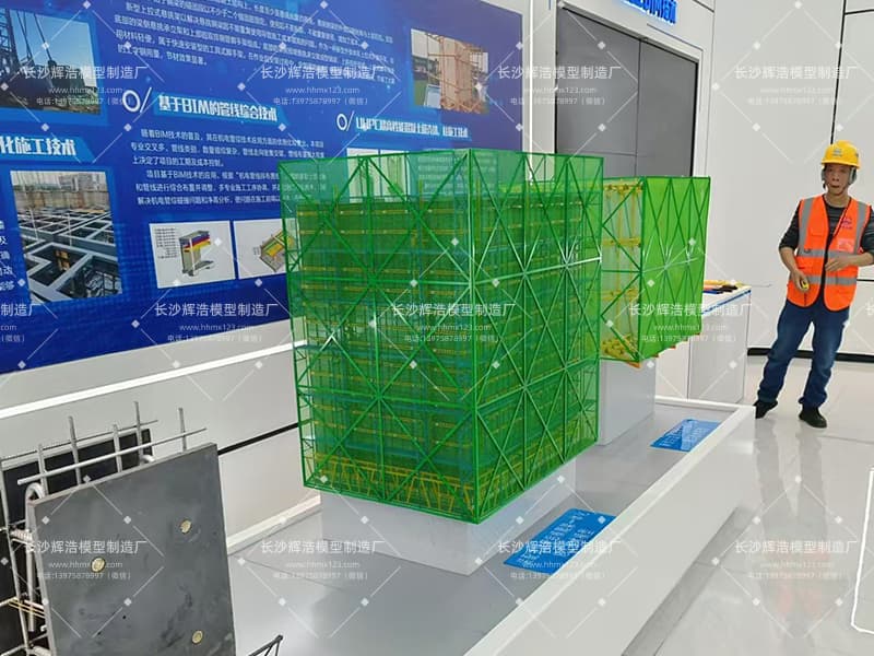 专业打造，花篮悬挑脚手架模型与装配式铝模爬架模型