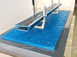 芜湖科技馆定制款长江大桥模型：1:200等比复刻钢桁架桥梁之美