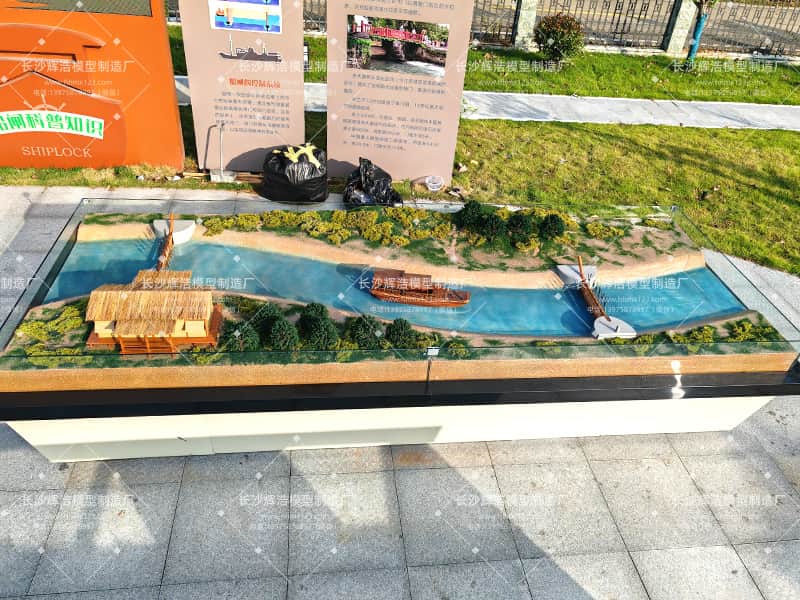 古代灵渠水利工程沙盘模型 (4).jpg